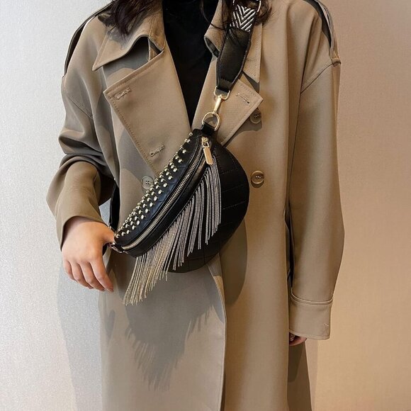 💫 Glt.etl Faux leather Fringe Women Black Quilted Rivet Studded Waist Pack - Picture 5 of 7